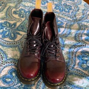 Dr Martens size 6 us - maroon